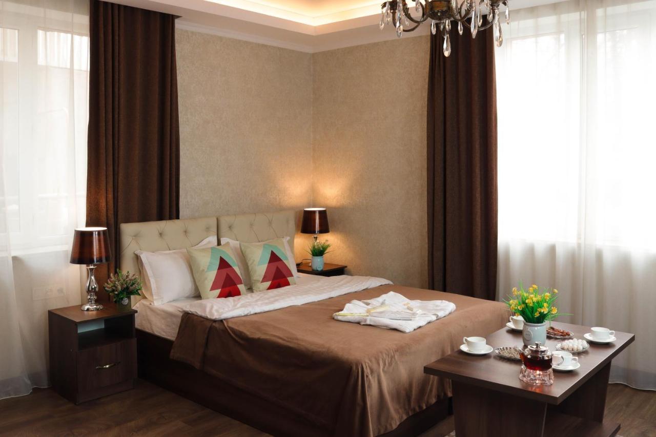 De'Mar Hotel Bishkek Exterior photo